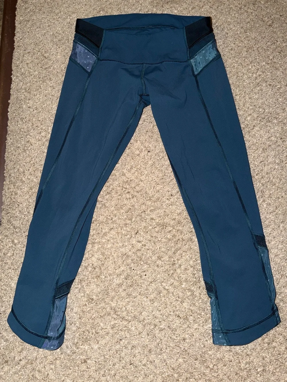 Lululemon Just Breathe Crop 21” Leggings Alberta Lake Blue Teal - Black Size 4